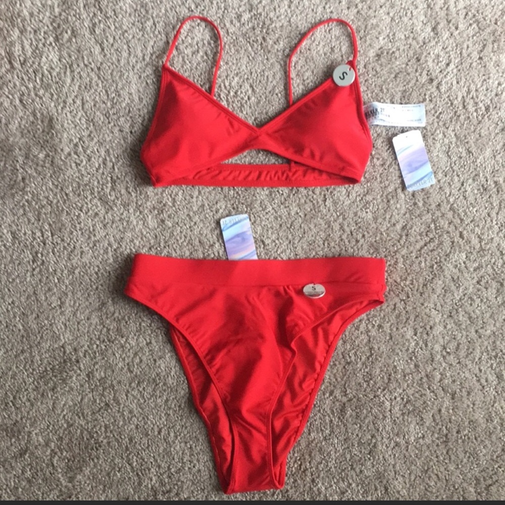 Red bikini!